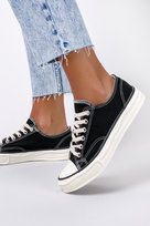 Czarne trampki damskie sznurowane Casu 12-10-21-B-38