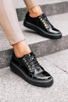 Czarne trampki skórzane damskie lakierowane creepersy sznurowane PRODUKT POLSKI Casu 469N-40