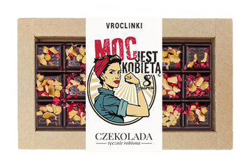 Czekolada gorzka z żurawiną i orzechami laskowymi Dzień kobiet - moc jest Kobietą - Vroclinki - Wrocławskie Praliny