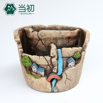 Dekoracyjna ceramiczna doniczka / donica z krajobrazem – wodospad, kolor kamienny - HEDO