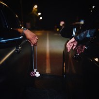 DEUX CRACKS AU BARA La Kadrilla