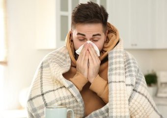Domowe sposoby na przeziębienie – co warto wiedzieć o domowych kuracjach?