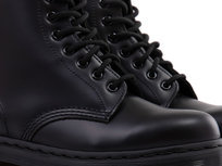 Dr.Martens Black Smooth Mono 1460-14353001 38 Dr. Martens