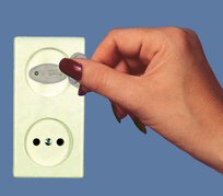 Dreambaby, Zaślepki gniazd sieciowych 220V z kluczykiem