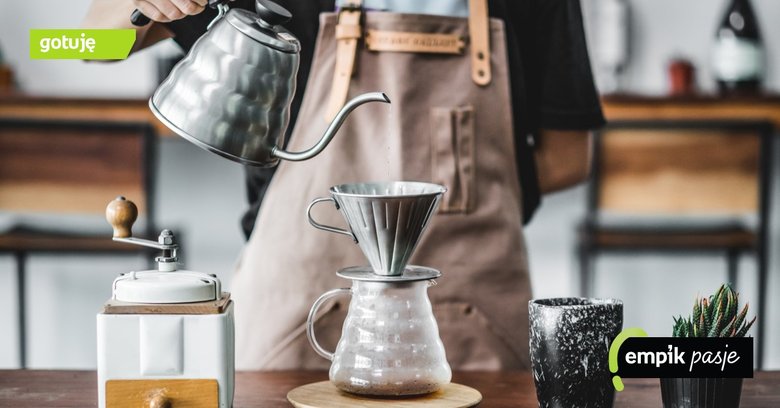 Drip – jak zrobić kawę z dripa? Wskazówki i niezbędne akcesoria