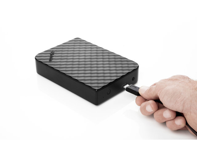 Dysk zewnętrzny HDD Verbatim Store 'n' Save 2TB USB 3.0 3.5' Czarny