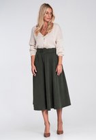 Elegancka rozkloszowana spódnica midi na gumce z paskiem Figl - M1234, zielona, XL FIGL