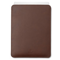 Eleganckie etui na MacBook 14 PRO M4 ze skóry naturalnej Baltan Sleeve ciemny brąz