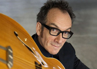 Elvis Costello zagra w Warszawie