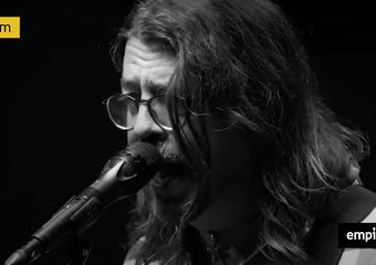 Foo Fighters bez Taylora Hawkinsa – „But Here We Are” - płyta naznaczona tragedią