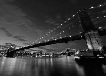 Fototapeta  Nice Wall, Brooklyn Bridge nocą BW  320x230 cm - Nice Wall