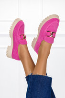 Fuksjowe mokasyny skórzane na platformie ze złotym łańcuchem PRODUKT POLSKI Casu 20089-40