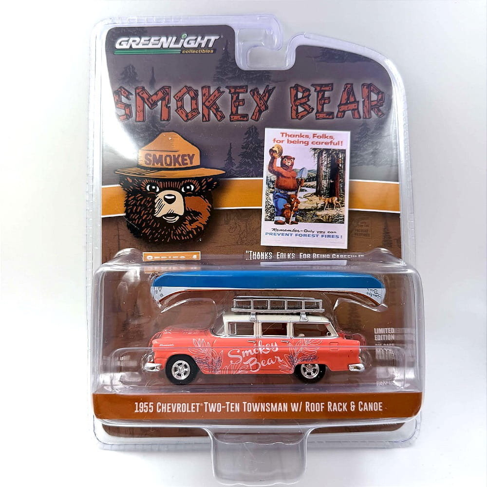 Greenlight Chevrolet 1955 Two-Ten Townsman W/Roof Rack & Cande 1:64 - Smokey Bear