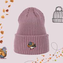 Haftowana czapka beanie - GOŁĄB Z CHLEBEM - różowa