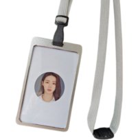 Holder na identyfikator ze smyczą Dezhi Profesjonalny design SREBRNY