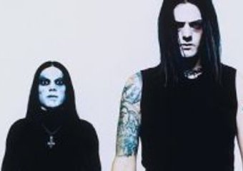 Satyricon zmienia stajnię