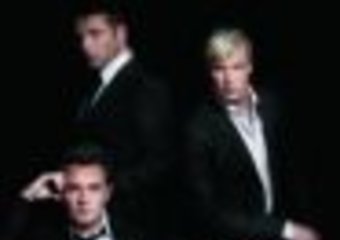 Westlife pokonał U2