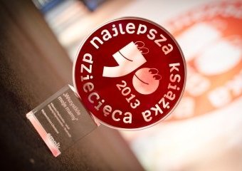 „Wszystkie moje mamy” Renaty Piątkowskiej Najlepszą Książką Dziecięcą PRZECINEK I KROPKA 2013