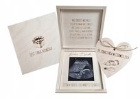 INFORMACJA WIADOMOŚĆ ZOSTANIECIE DZIADKAMI PUDEŁKO + ZAWIESZKA