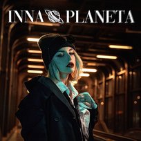 Inna planeta Inee, Gibbs, Dopehouse