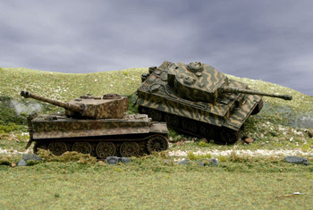 Italeri, model do sklejania Pz. Kpfw. VI Tiger Ausf. E, 2 szt. - Italeri