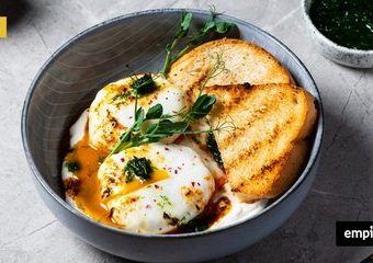 Jajka po turecku – przepis na pyszne śniadanie 