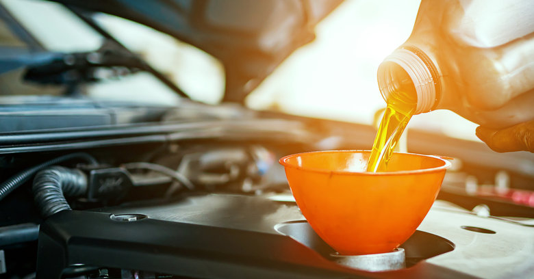 Jak często trzeba wymieniać olej w samochodzie?