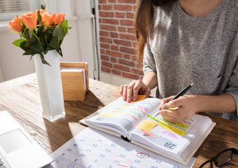 Jak organizować swój czas? Planery, kalendarze, organizery