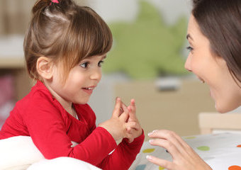 Jak wspierać rozwój mowy u dziecka?
