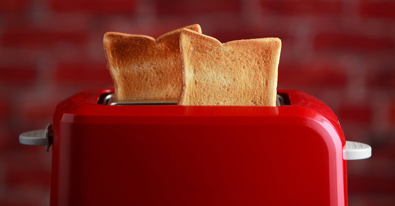 Jak wyczyścić toster? Skuteczne sposoby na umycie tostera