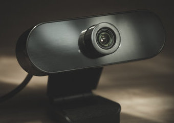 Jaką kamerę internetową kupić? Polecane kamery do wideokonferencji