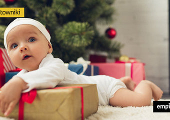 Jaki wybrać prezent dla niemowlaka na święta? Lista pomysłów 