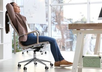 Jakie krzesło biurowe wybrać? Polecane fotele ergonomiczne