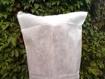 Kaptur ochronny zima agrowłóknina 60x80 cm wiązany 3szt - RIM Kowalczyk Sp.J.