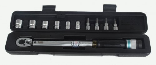 Klucz dynamometryczny 3/8' 20-110Nm + nasadki