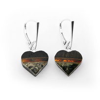 Kolczyki serca,  czarny dąb,  zielony bursztyn bałtycki, srebro 925, wiszące,7273