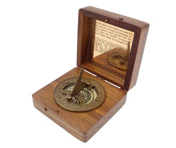 Kompas z zegarem słonecznym Gilbert w obudowie drewnianej - Kemis - House of Gadgets