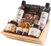 Kosz prezentowy zestaw herbat skrzynka kawa czekolada syropy cytryny batony