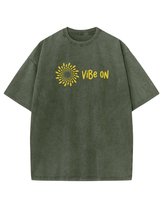 Koszulka oversize efekt sprania Nadruk Zamszowy Vibe ON Khaki M