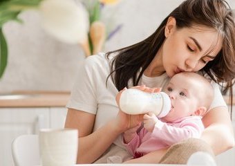 Kozie mleko modyfikowane dla niemowląt – dlaczego warto je wybrać?