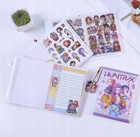 KPOP HUNTRIX DEMON HUNTERS NOTATNIK 200 NAKLEJEK ZAKŁADKI OBRAZKI NOTES
