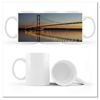 Kubek ceramiczny, Oświetlony most w nocy, 330 ml, ZeSmakiem, biały - ZeSmakiem