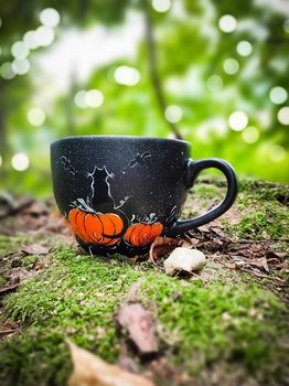 Kubek malowany - Dynia z kotem - Inny producent