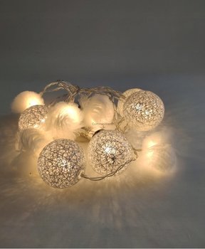 Lampki cotton balls kule pompony 10 LED - CORTINA