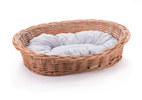 Leżak wiklinowy dla zwierząt z poduszką WIKLINOWY ŚWIAT, rozmiar 8