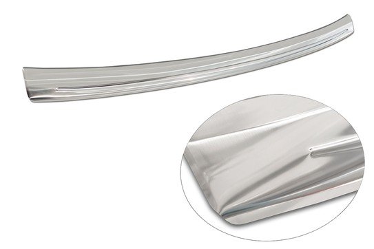Listwa bagażnikowa AUDI Q4 E-TRON 2021 2/35543 stal srebrny