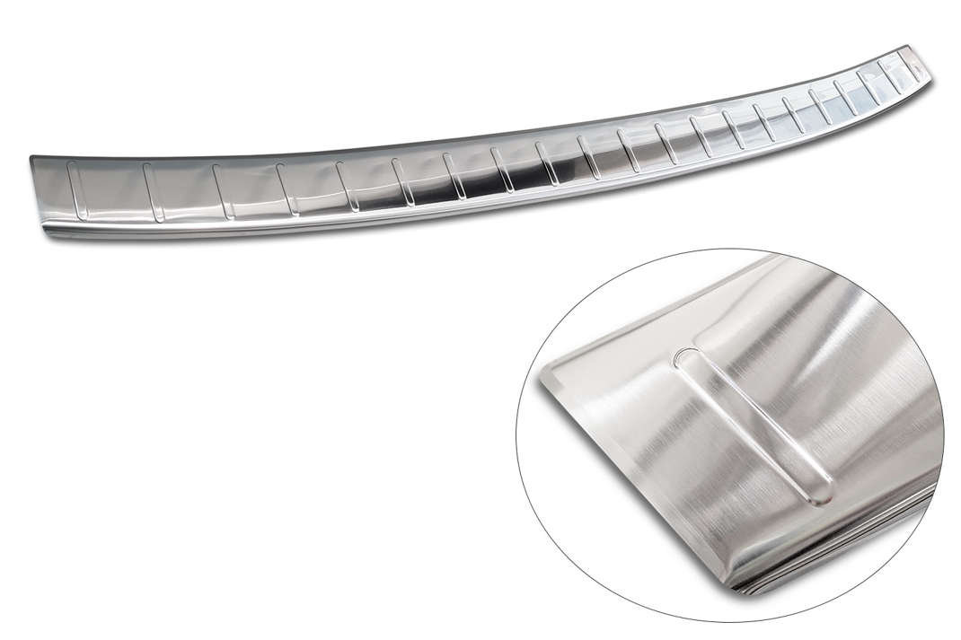 Listwa bagażnikowa MAZDA CX-60 2022- 2/35890 stal srebrny