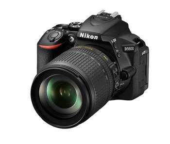Lustrzanka NIKON D5600 + 18-105 AF-S VR - Nikon