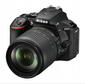 【Nikon】D5600セット Amazon | Nikon デジタル一眼レフカメラ D5600 ダブルズーム