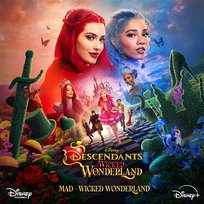 Mad - Wicked Wonderland Kylie Cantrall, Disney, Malia Baker, Descendants – Cast, Liamani